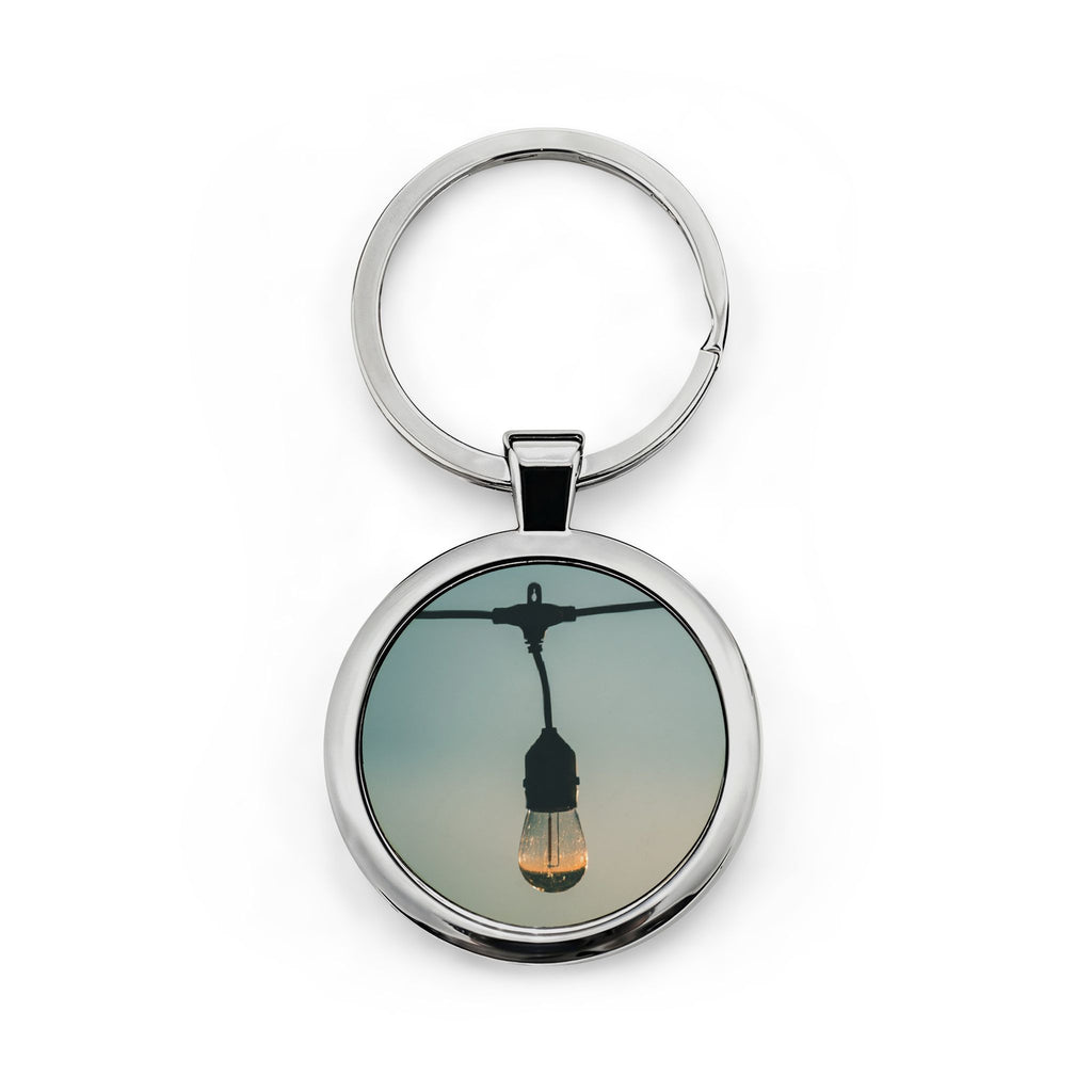 Vintage Edison Bulb Round Stainless Steel Keychain – Warm Light Photo Keyring